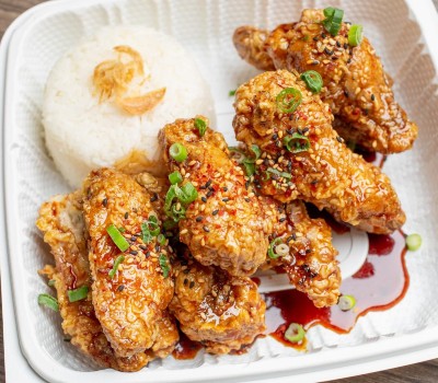 Chicken Wings by Expat Asia Restaurant